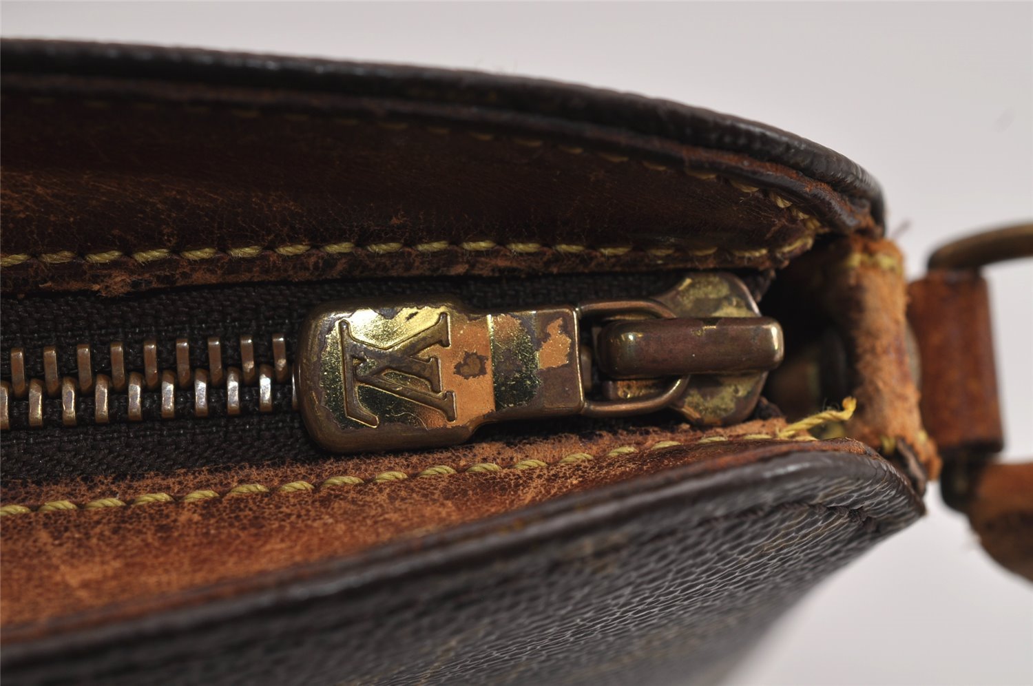 Authentic Louis Vuitton Monogram Drouot Shoulder Cross Bag M51290 Junk 2396J