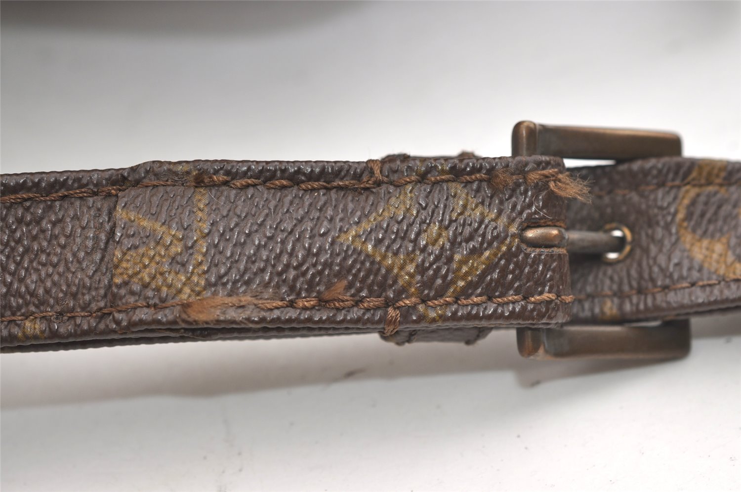 Authentic Louis Vuitton Monogram Marceau Shoulder Cross Body Bag Old Model 2401K