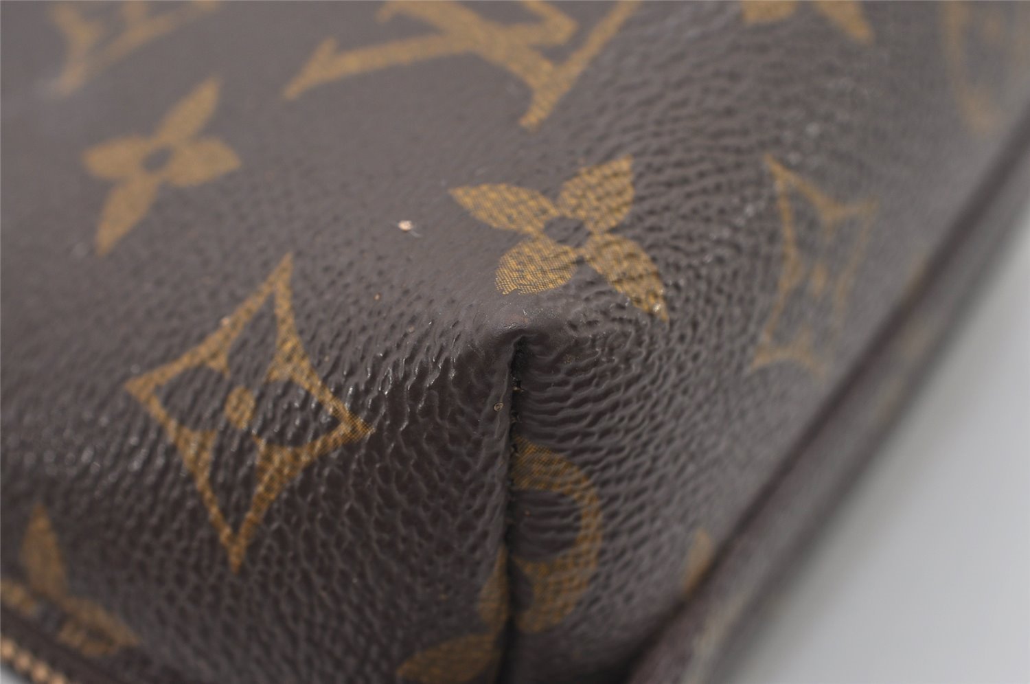 Authentic Louis Vuitton Monogram Trousse Demi Ronde 23 Pouch M47520 Junk 2404J