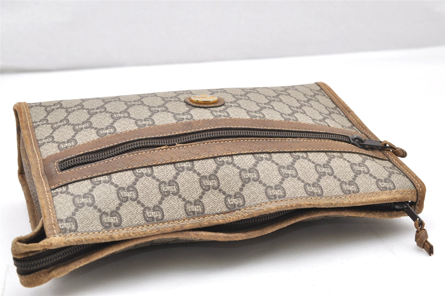 Authentic GUCCI Vintage GG Plus Clutch Hand Bag Purse PVC Leather Brown 2406K