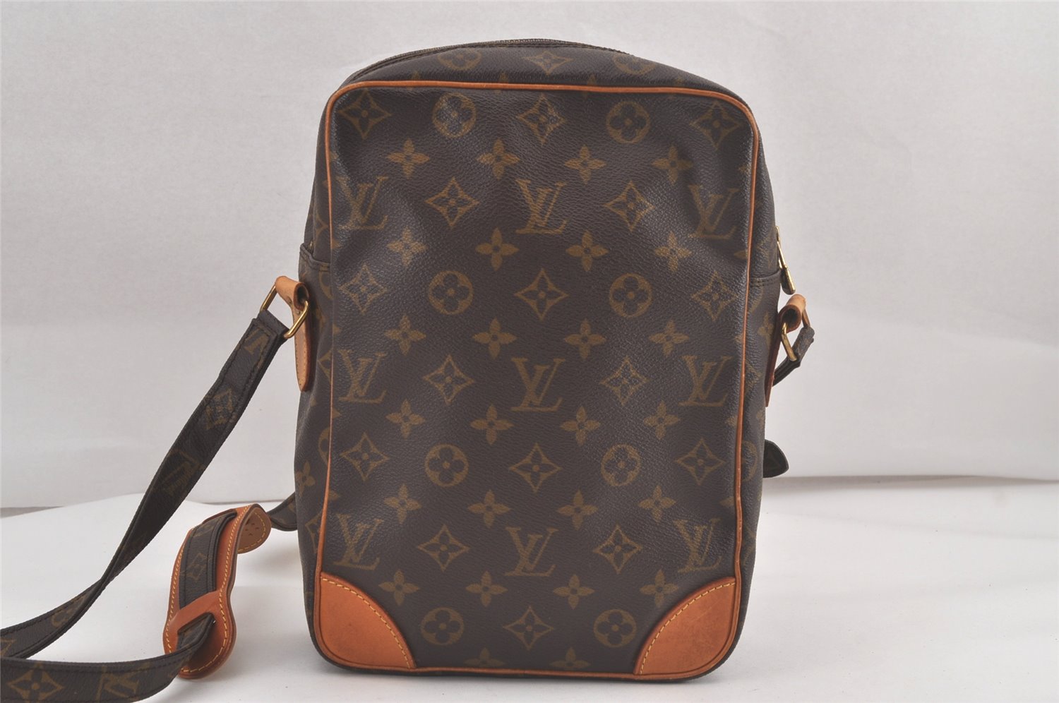 Authentic Louis Vuitton Monogram Danube GM Shoulder Cross Bag M45262 LV 2407L