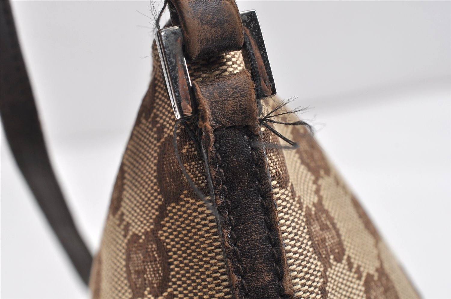 Authentic GUCCI Hand Bag Pouch Purse GG Canvas Leather 07198 Brown Junk 2410K
