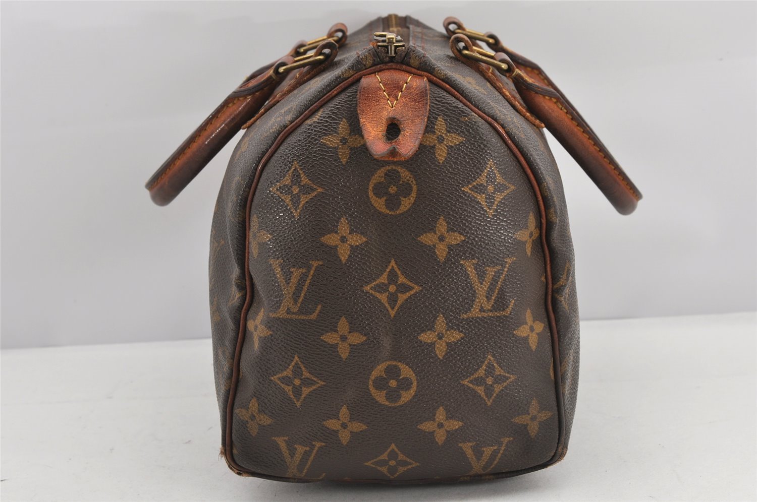 Authentic Louis Vuitton Monogram Speedy 25 Boston Hand Bag M41528 LV 2412K