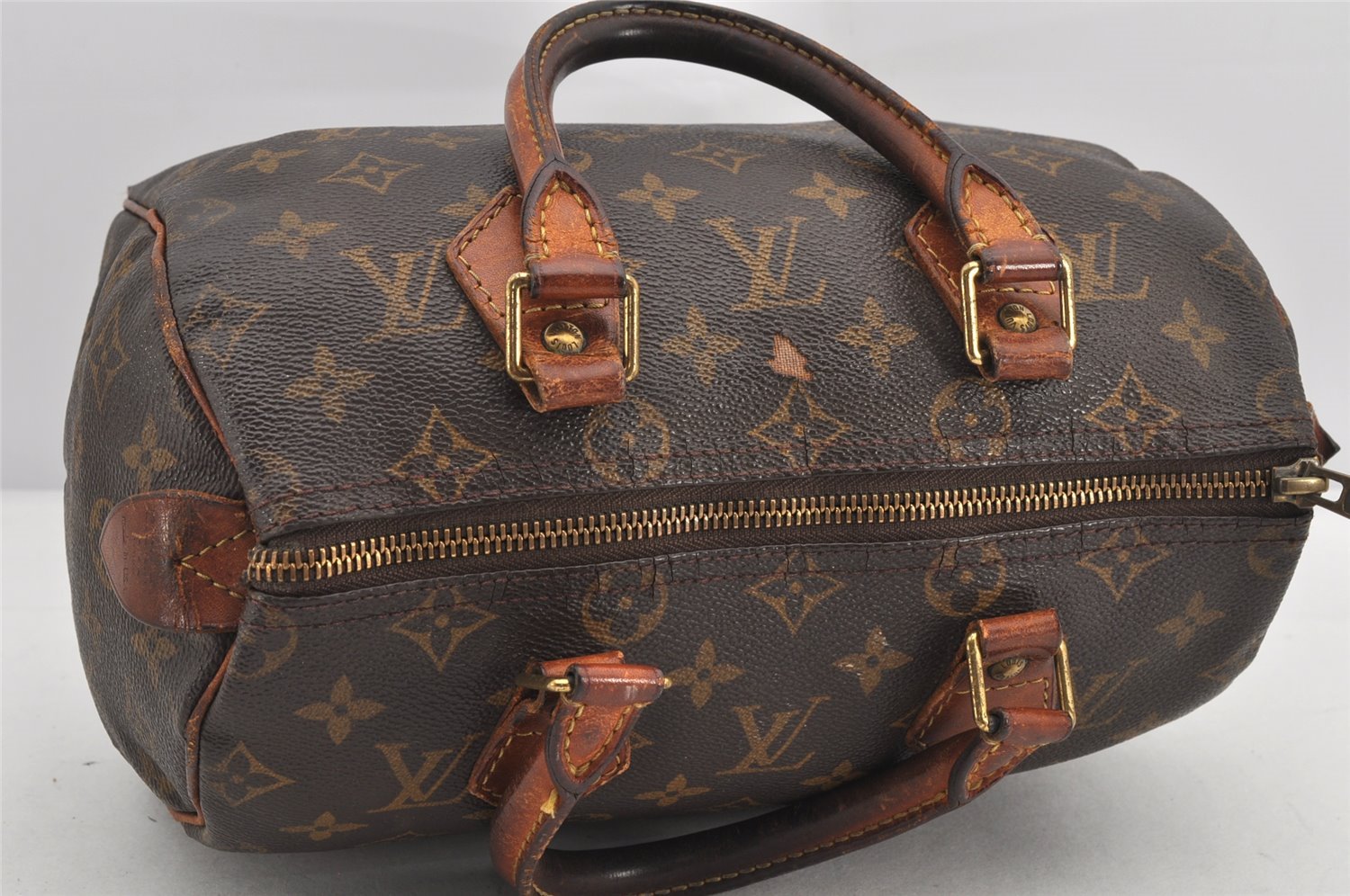 Authentic Louis Vuitton Monogram Speedy 25 Boston Hand Bag M41528 LV 2412K