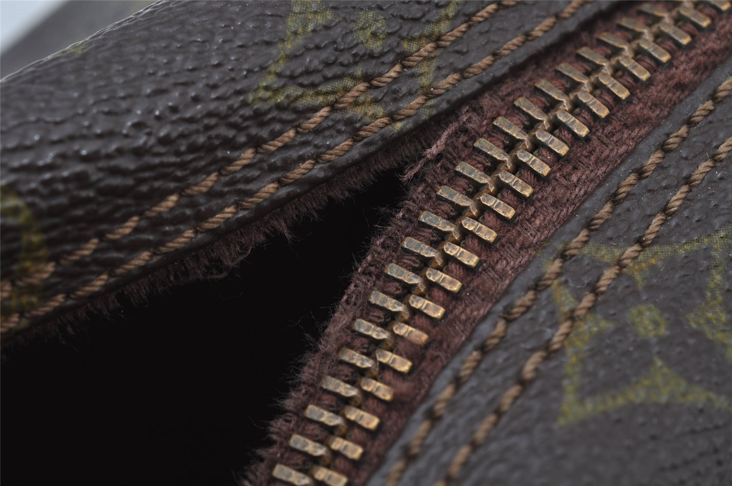 Authentic Louis Vuitton Monogram Papillon 26 Hand Bag Old Model LV Junk 2414J