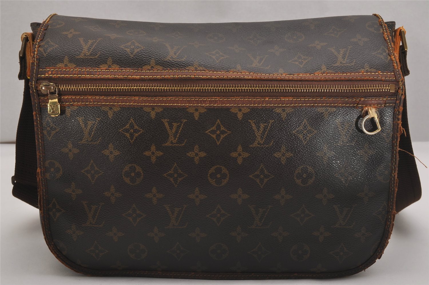 Authentic Louis Vuitton Monogram Messenger Bosphore GM M40105 Shoulder Bag 2417J