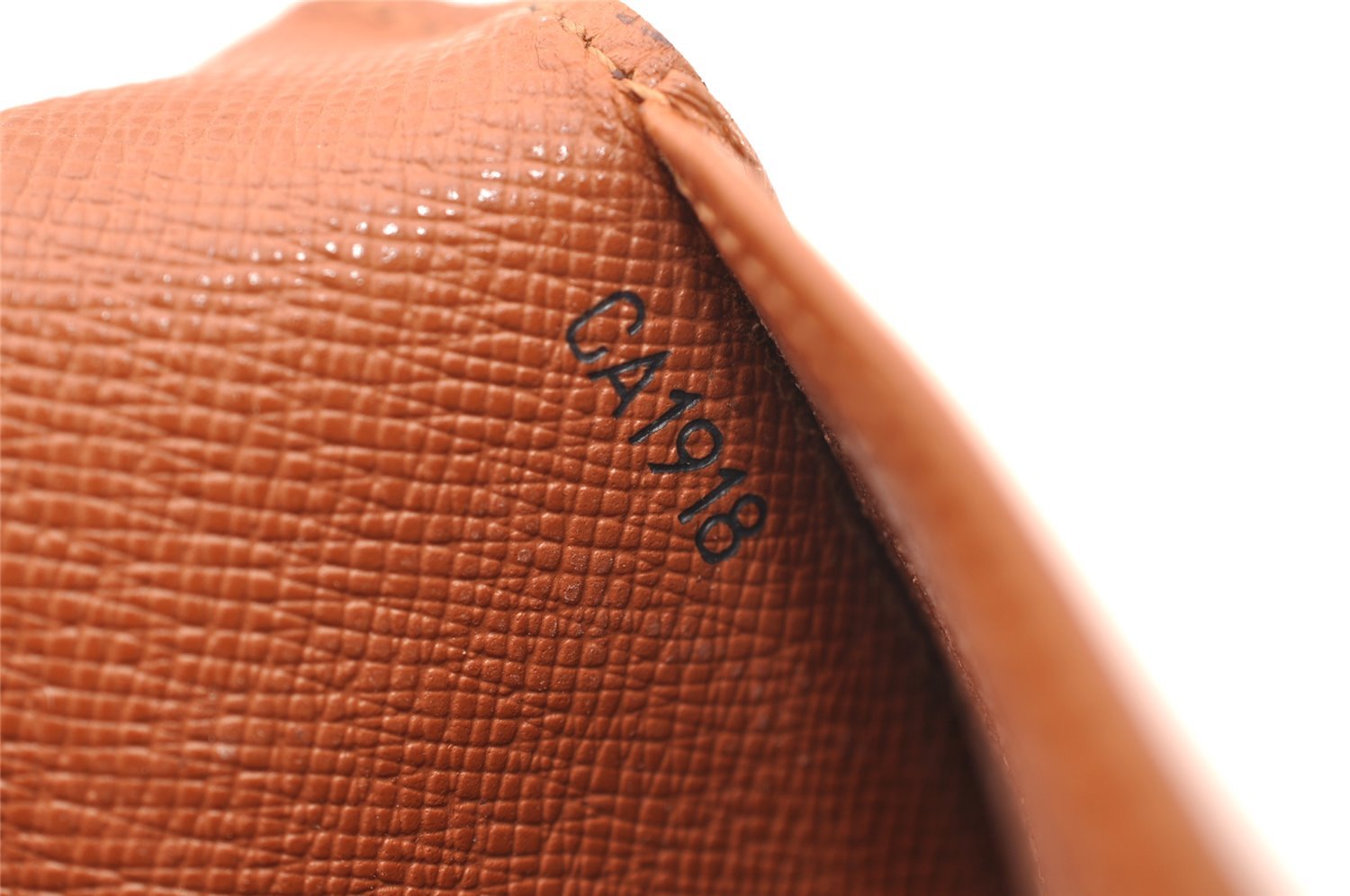 Authentic Louis Vuitton Monogram Agenda Poche Planner Cover R20503 LV 2418I