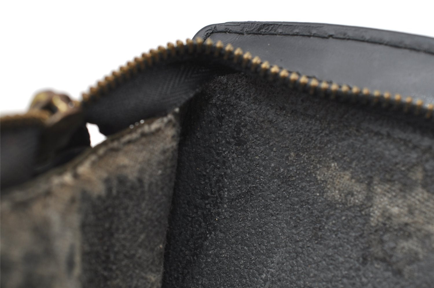 Authentic Louis Vuitton Epi Trousse Crete Clutch Bag Black LV Junk 2421J