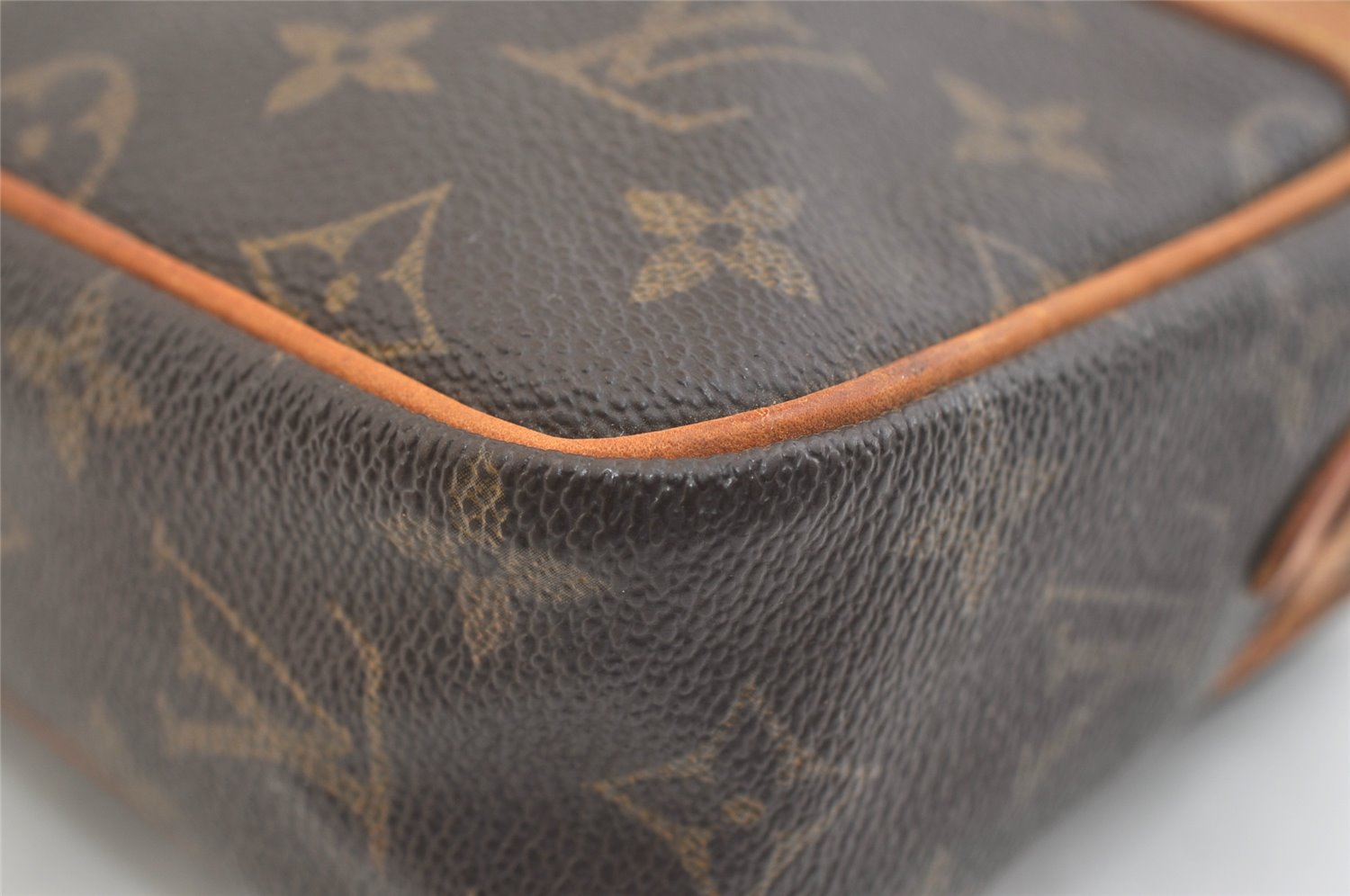Authentic Louis Vuitton Monogram Compiegne 23 Clutch Hand Bag M51847 LV 2421K