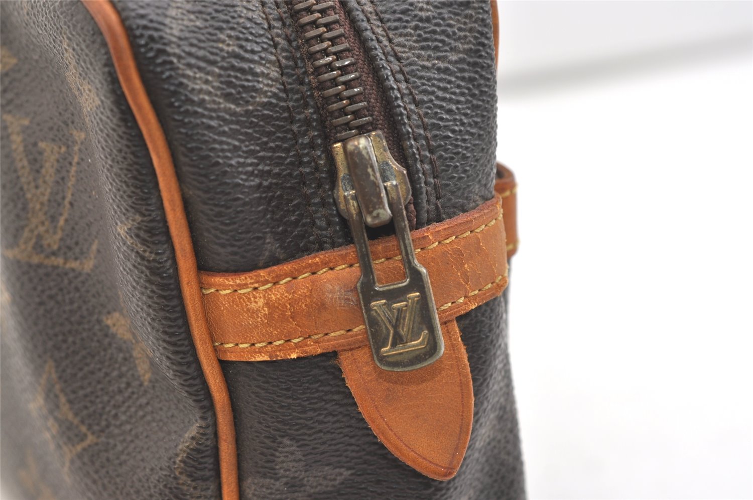 Authentic Louis Vuitton Monogram Compiegne 23 Clutch Hand Bag M51847 LV 2421K