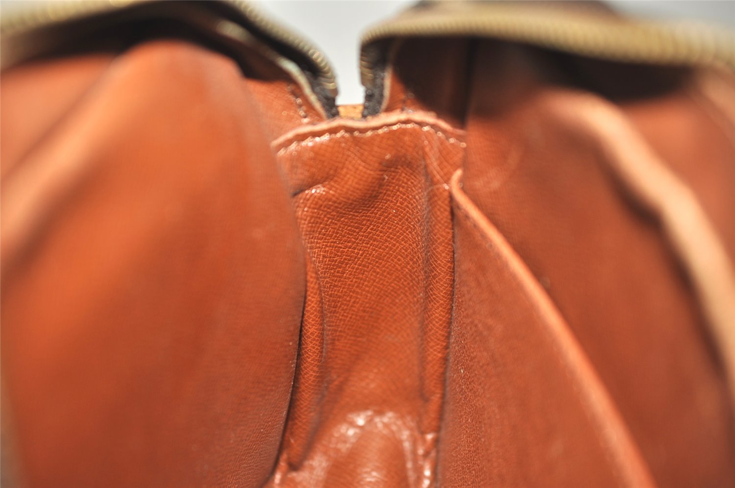 Authentic Louis Vuitton Monogram Compiegne 23 Clutch Hand Bag M51847 LV 2421K