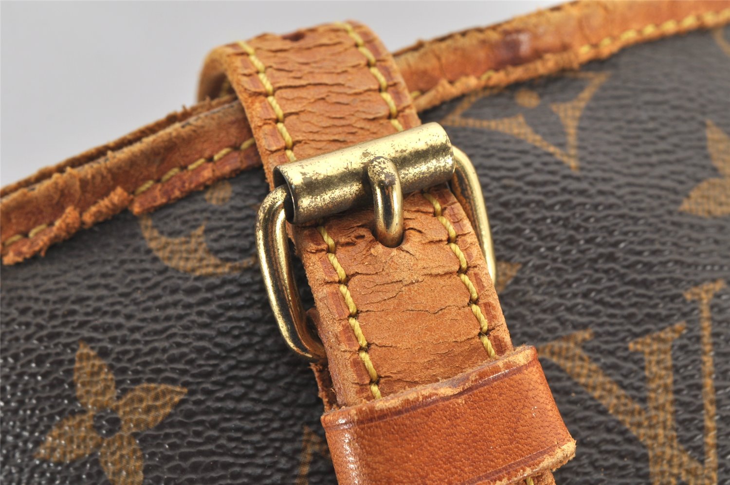 Authentic Louis Vuitton Monogram Bucket GM Shoulder Tote Bag M42236 Junk 2422K