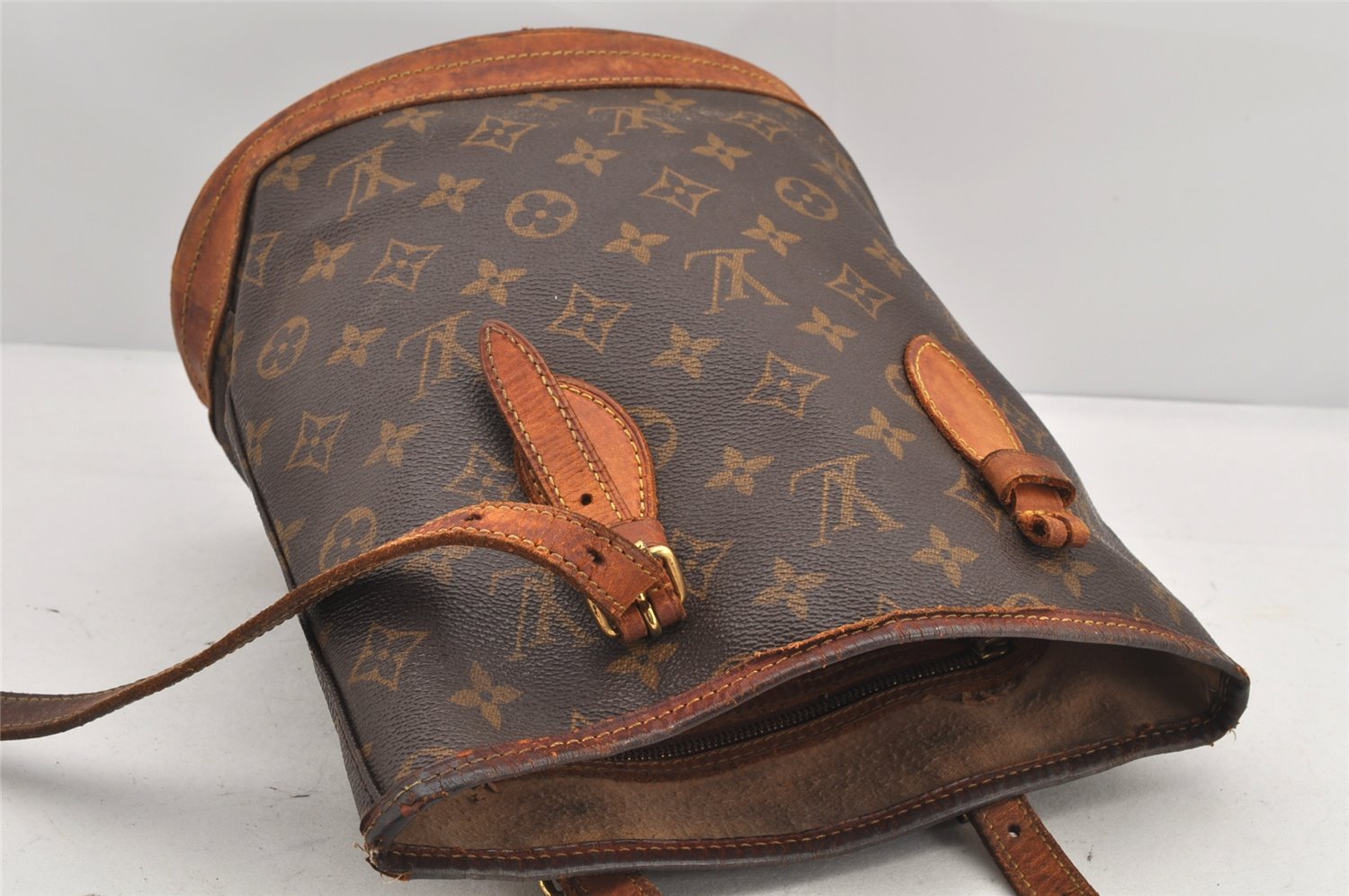 Authentic Louis Vuitton Monogram Bucket PM Shoulder Tote Bag M42238 Junk 2423K