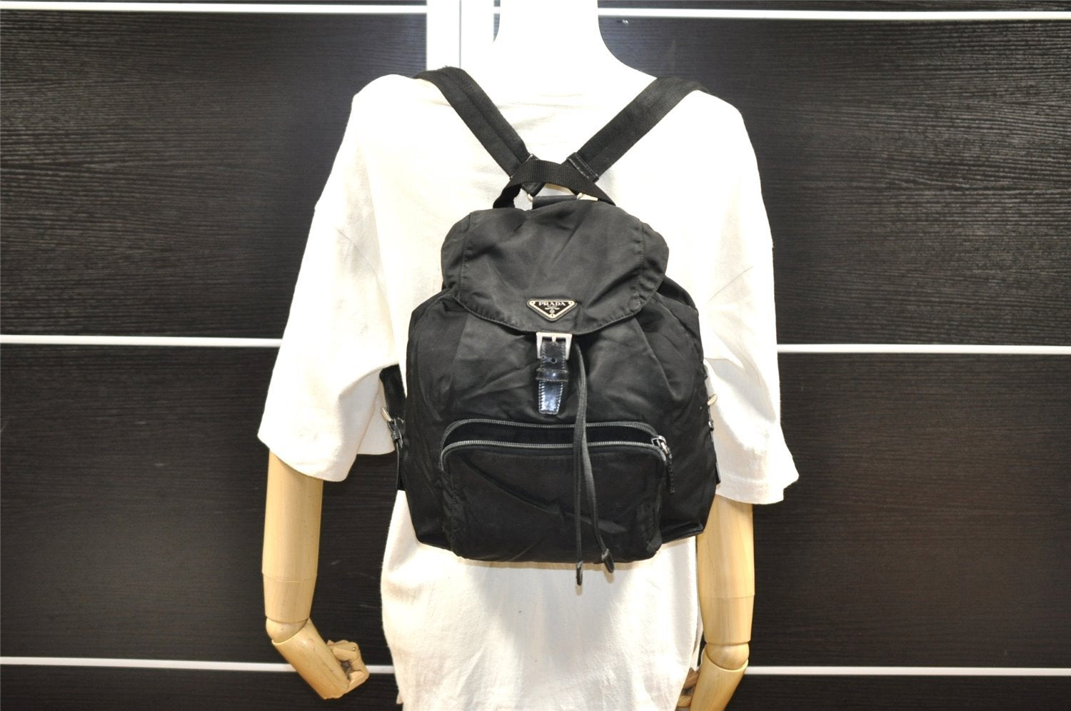Authentic PRADA VELA Nylon Tessuto Leather Backpack B4650 Black 2424I
