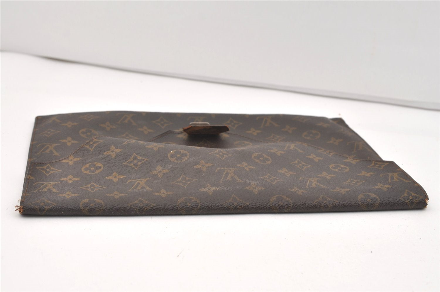Authentic Louis Vuitton Monogram Poche Plate Documents Case M53522 LV 2425J