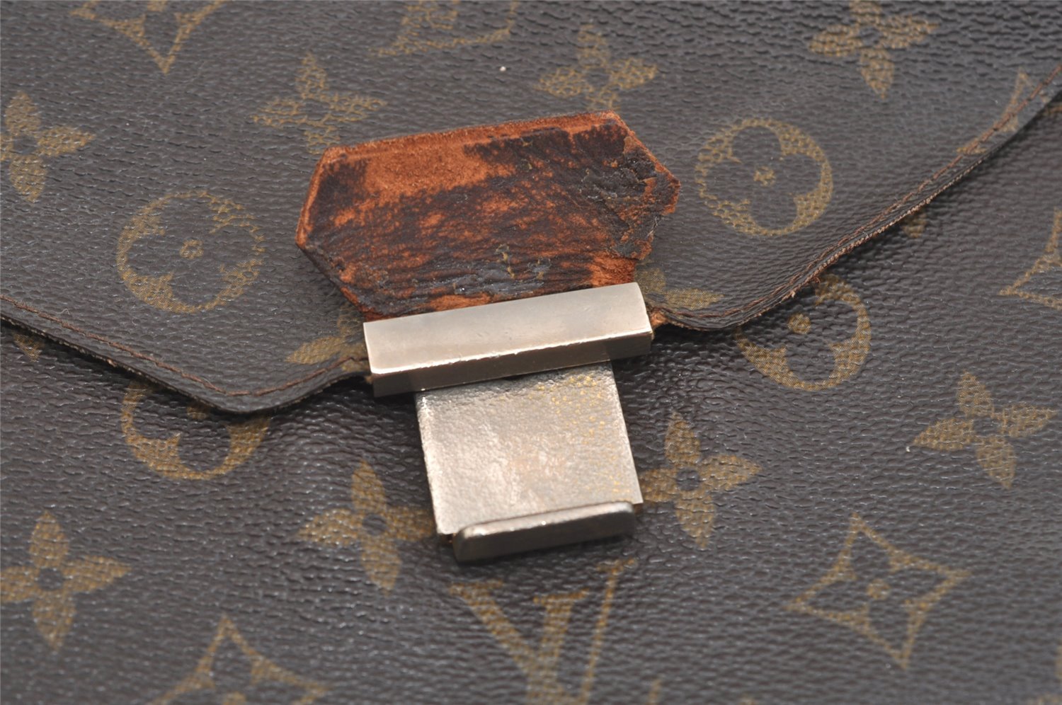 Authentic Louis Vuitton Monogram Poche Plate Documents Case M53522 LV 2425J