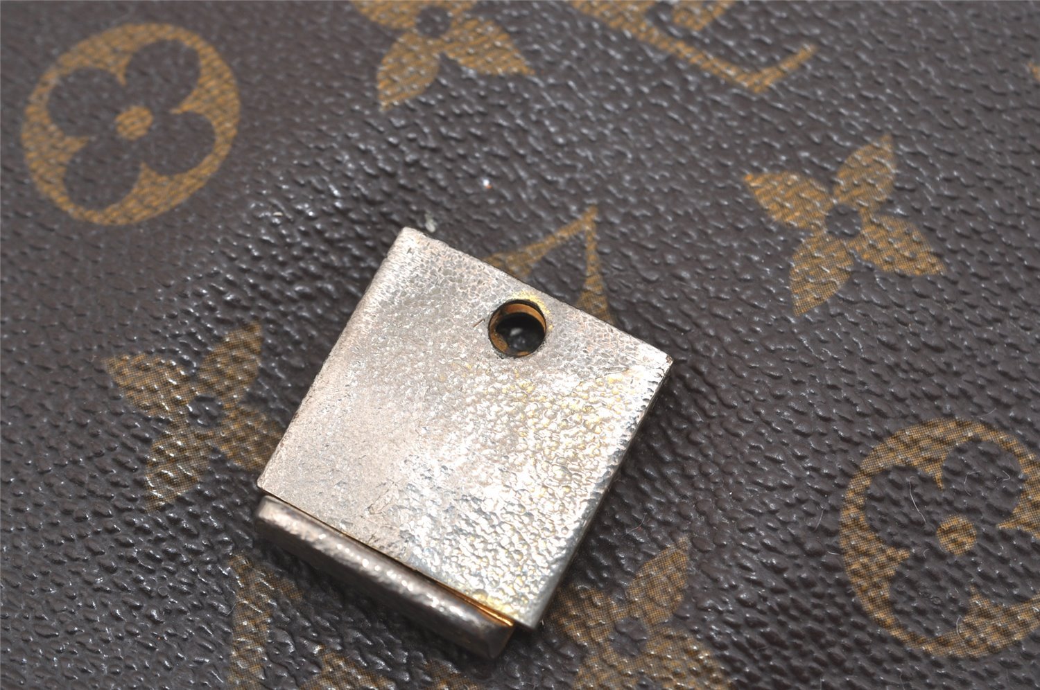 Authentic Louis Vuitton Monogram Poche Plate Documents Case M53522 LV 2425J