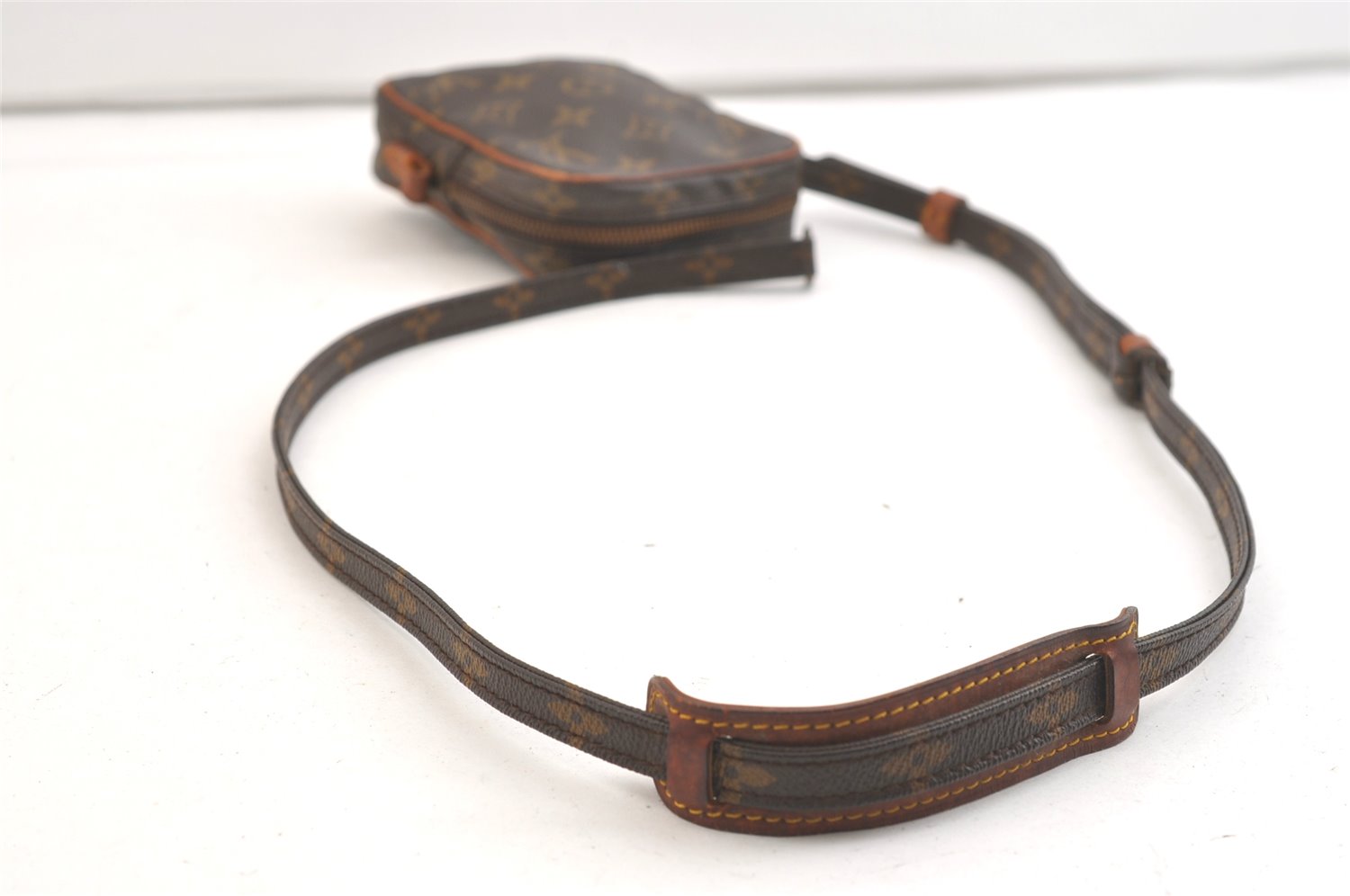 Auth Louis Vuitton Monogram Mini Poche Danube Shoulder Bag M45268 Junk 2430K