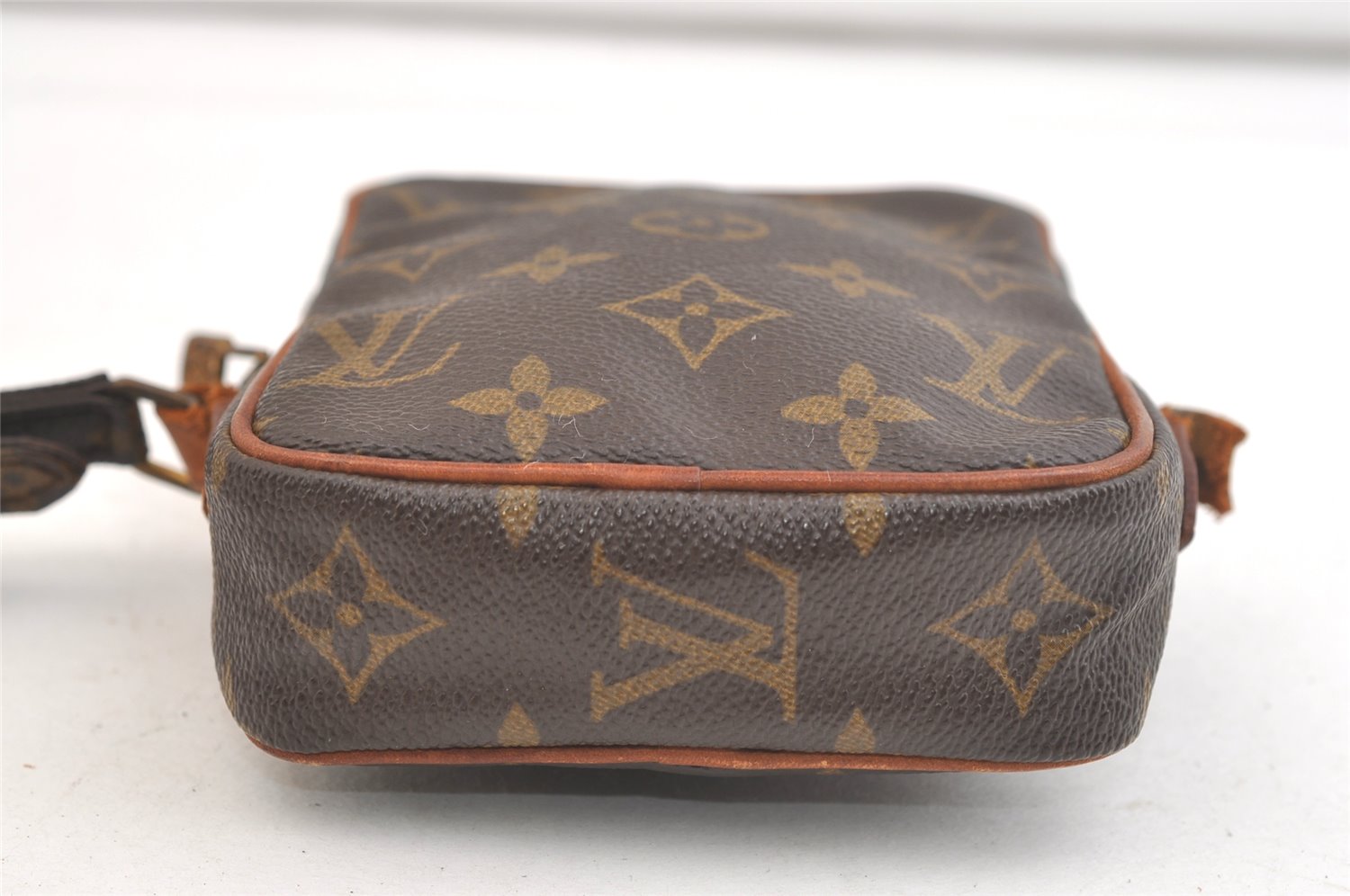 Auth Louis Vuitton Monogram Mini Poche Danube Shoulder Bag M45268 Junk 2430K