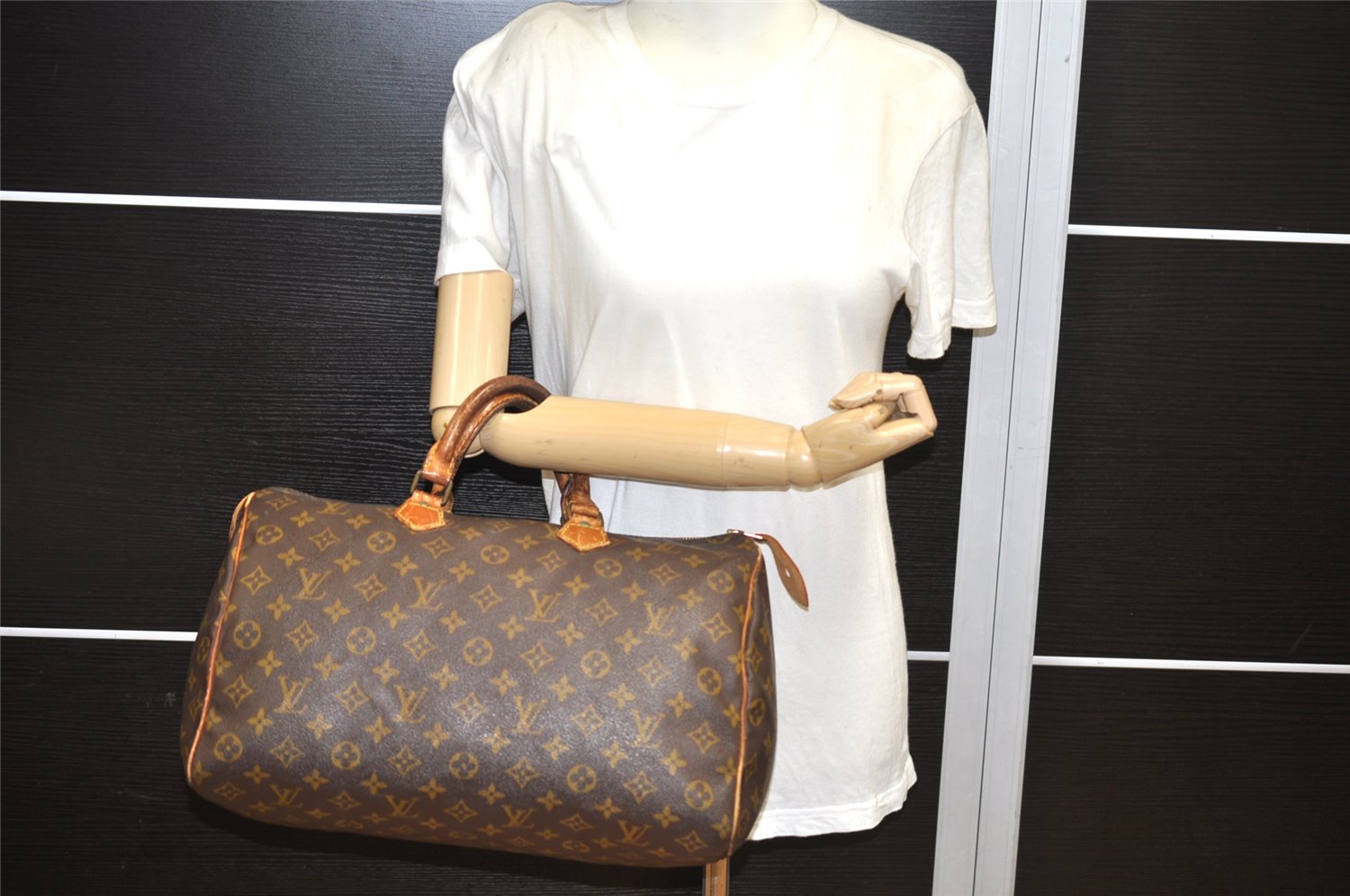 Authentic Louis Vuitton Monogram Speedy 35 Hand Boston Bag Old Model LV 2431K