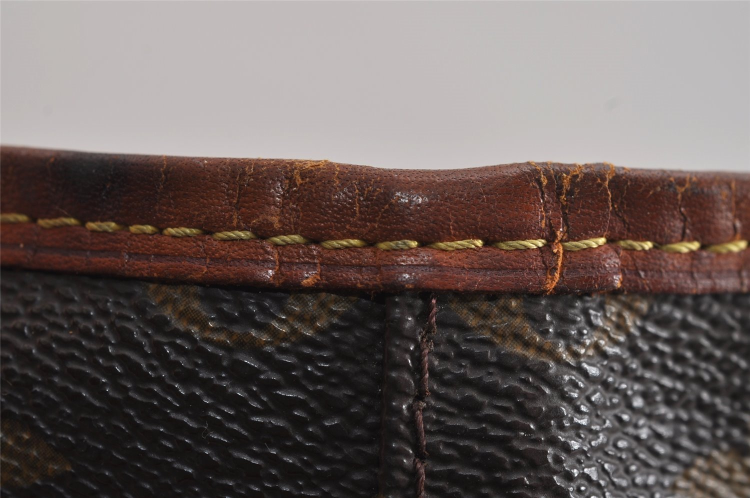 Authentic Louis Vuitton Monogram Bucket PM Shoulder Tote Bag M42238 Junk 2432J