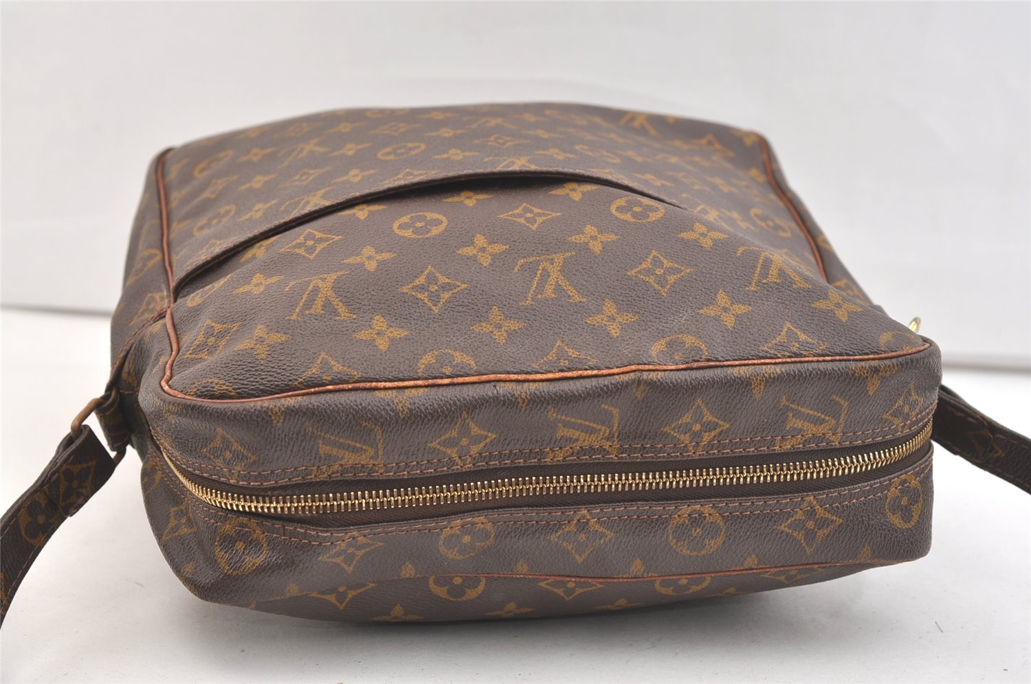 Authentic Louis Vuitton Monogram Marceau Shoulder Cross Body Bag Old Model 2436K