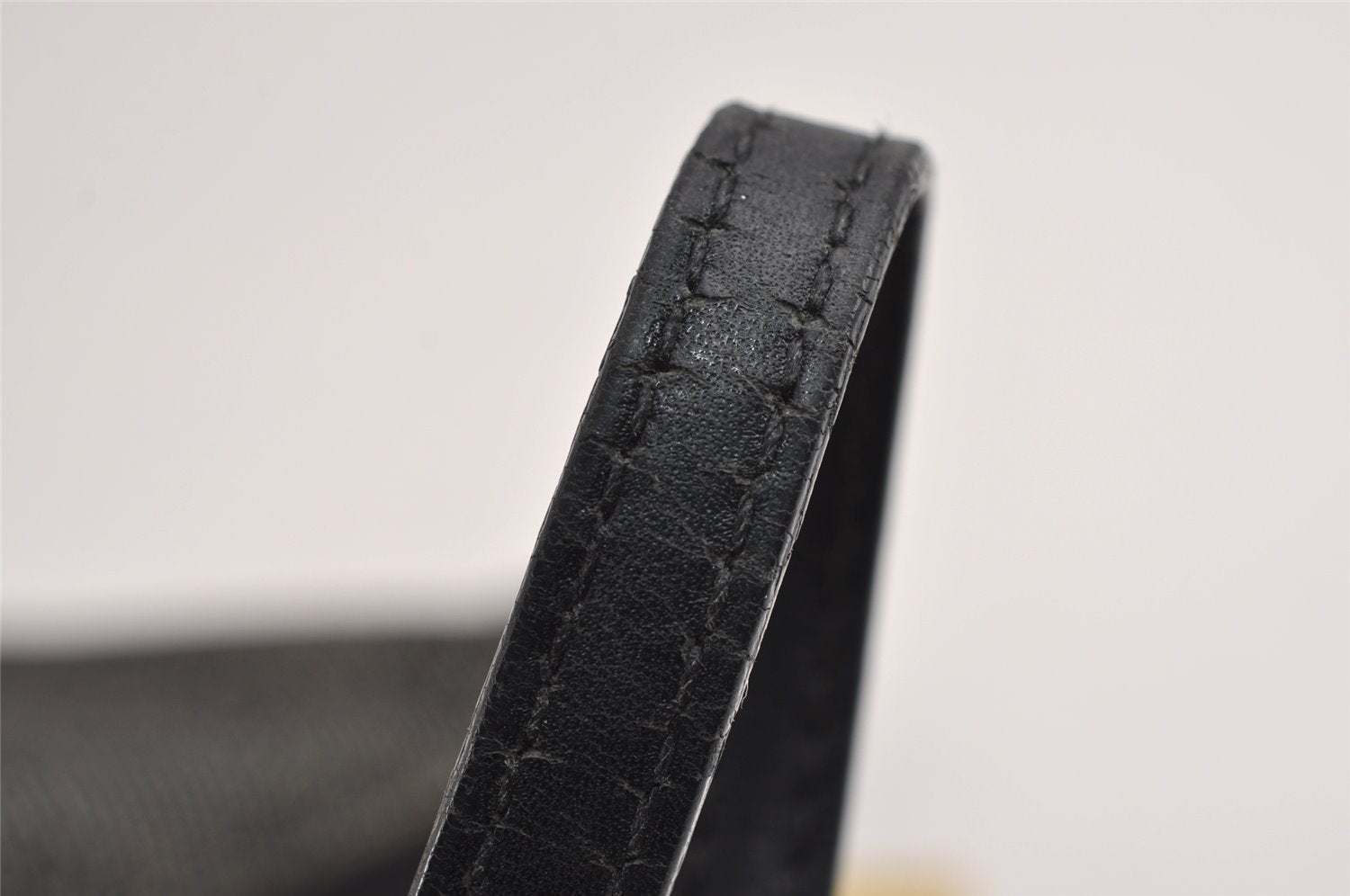 Authentic GUCCI Vintage Shoulder Bag Purse GG Canvas Leather 32160 Black 2437J