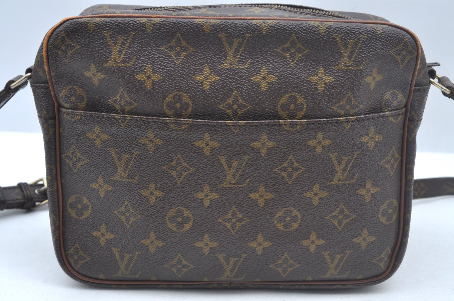 Authentic Louis Vuitton Monogram Nile Shoulder Cross Body Bag Old Model LV 2439J