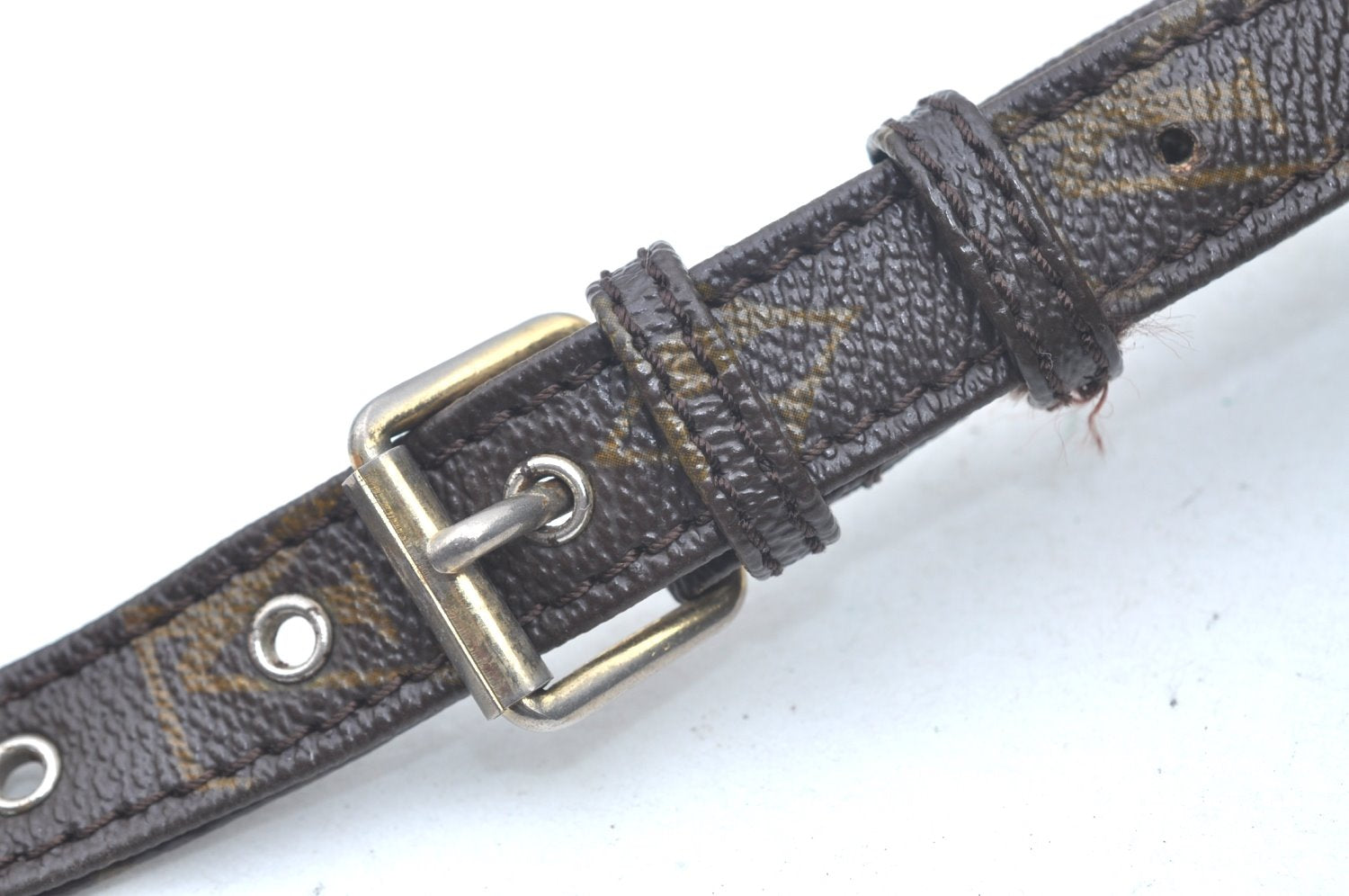 Authentic Louis Vuitton Monogram Nile Shoulder Cross Body Bag Old Model LV 2439J