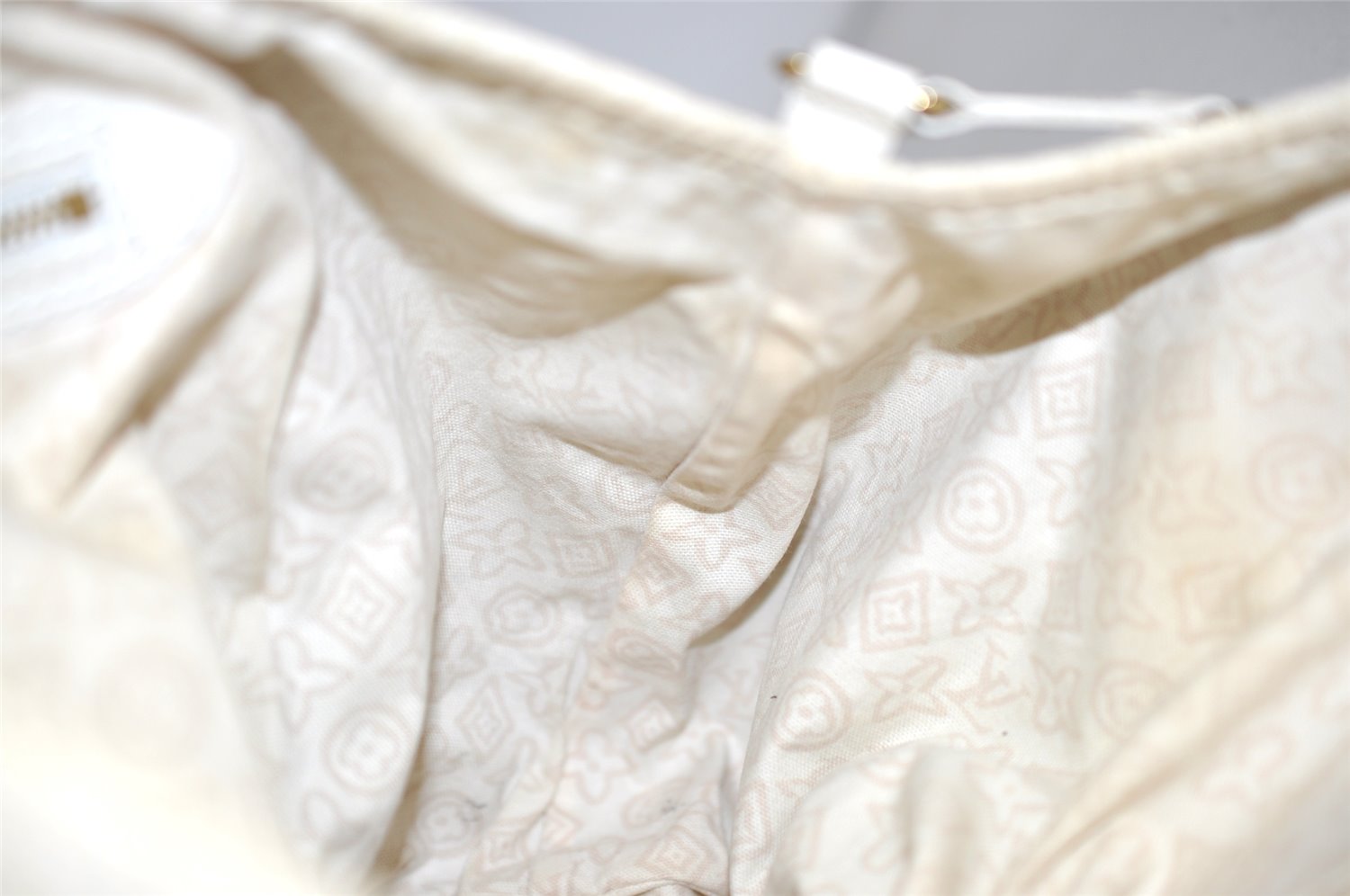 Authentic Louis Vuitton Cruise Line Tahitienne PM Tote Bag Beige M95674 LV 2439K