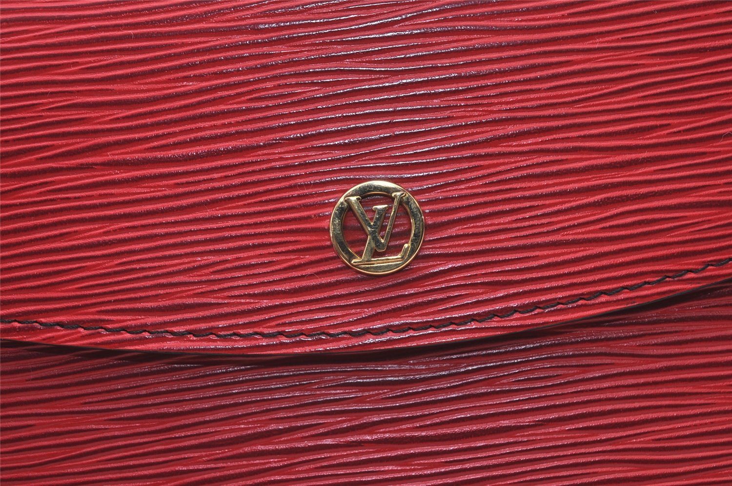 Authentic Louis Vuitton Epi Montaigne 23 Clutch Hand Bag Red M52667 LV 2442J