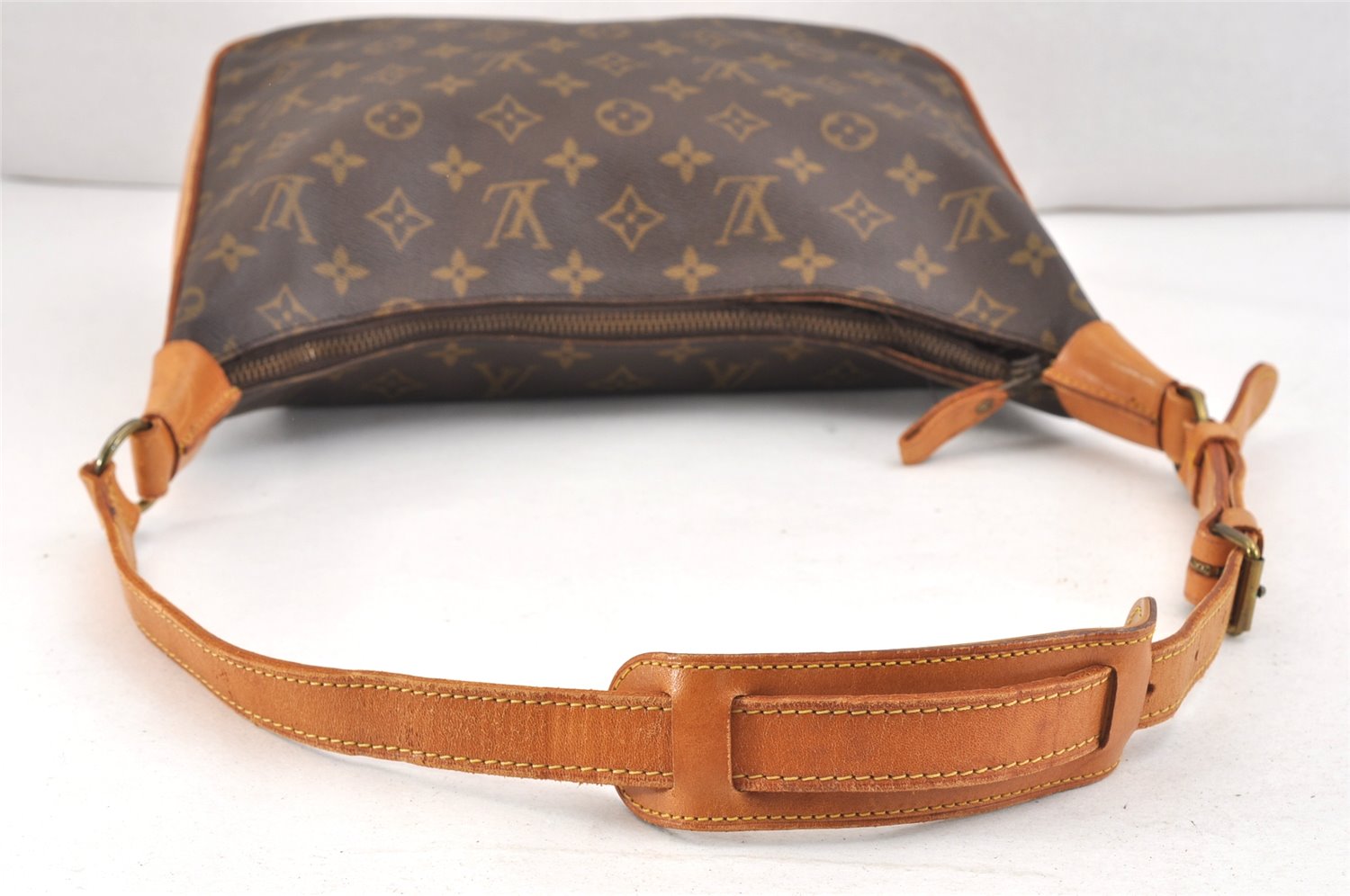 Authentic Louis Vuitton Monogram Boulogne 30 Shoulder Bag Old Model Junk 2443K
