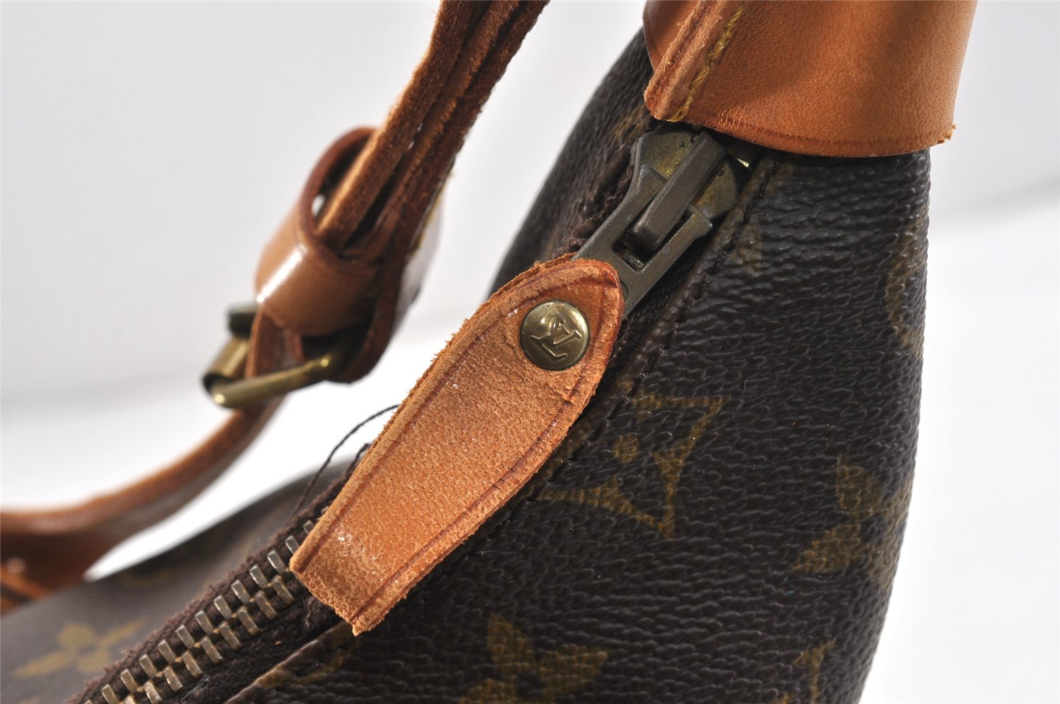 Authentic Louis Vuitton Monogram Boulogne 30 Shoulder Bag Old Model Junk 2443K