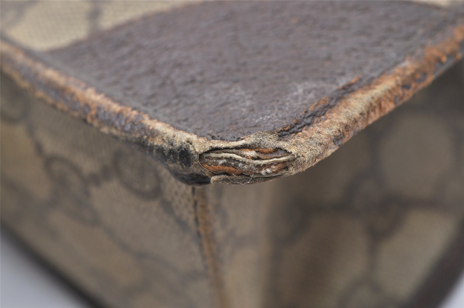 Authentic GUCCI Clutch Hand Bag Purse GG PVC Leather Brown Junk 2446J