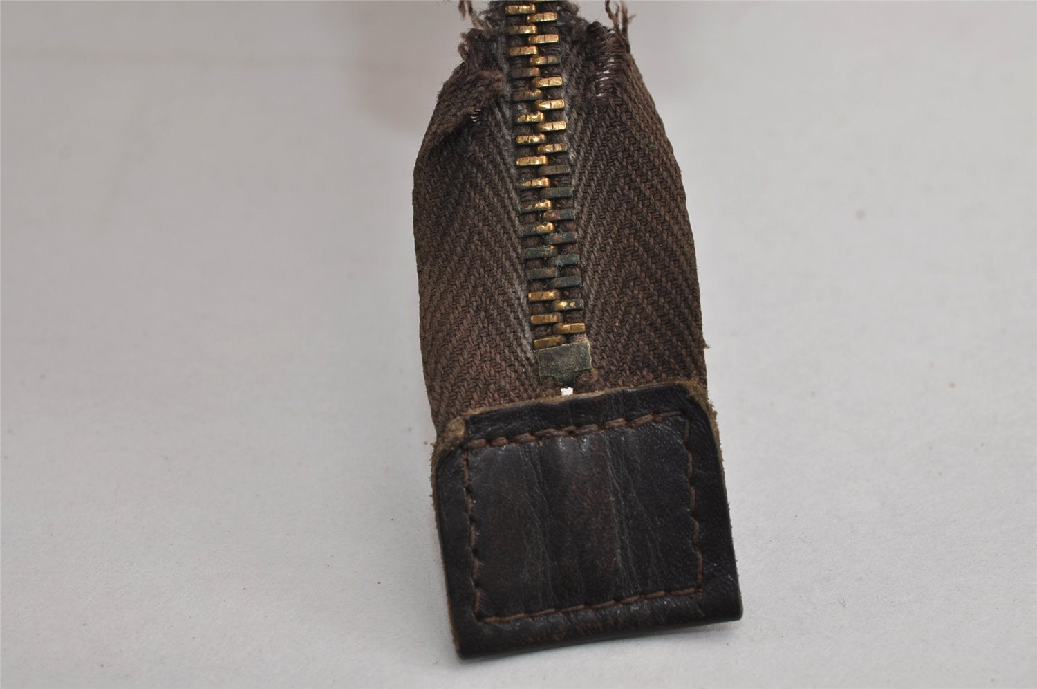 Auth Louis Vuitton Monogram Poche Toilette 26 Cosmetics Pouch Old Model LV 2447J