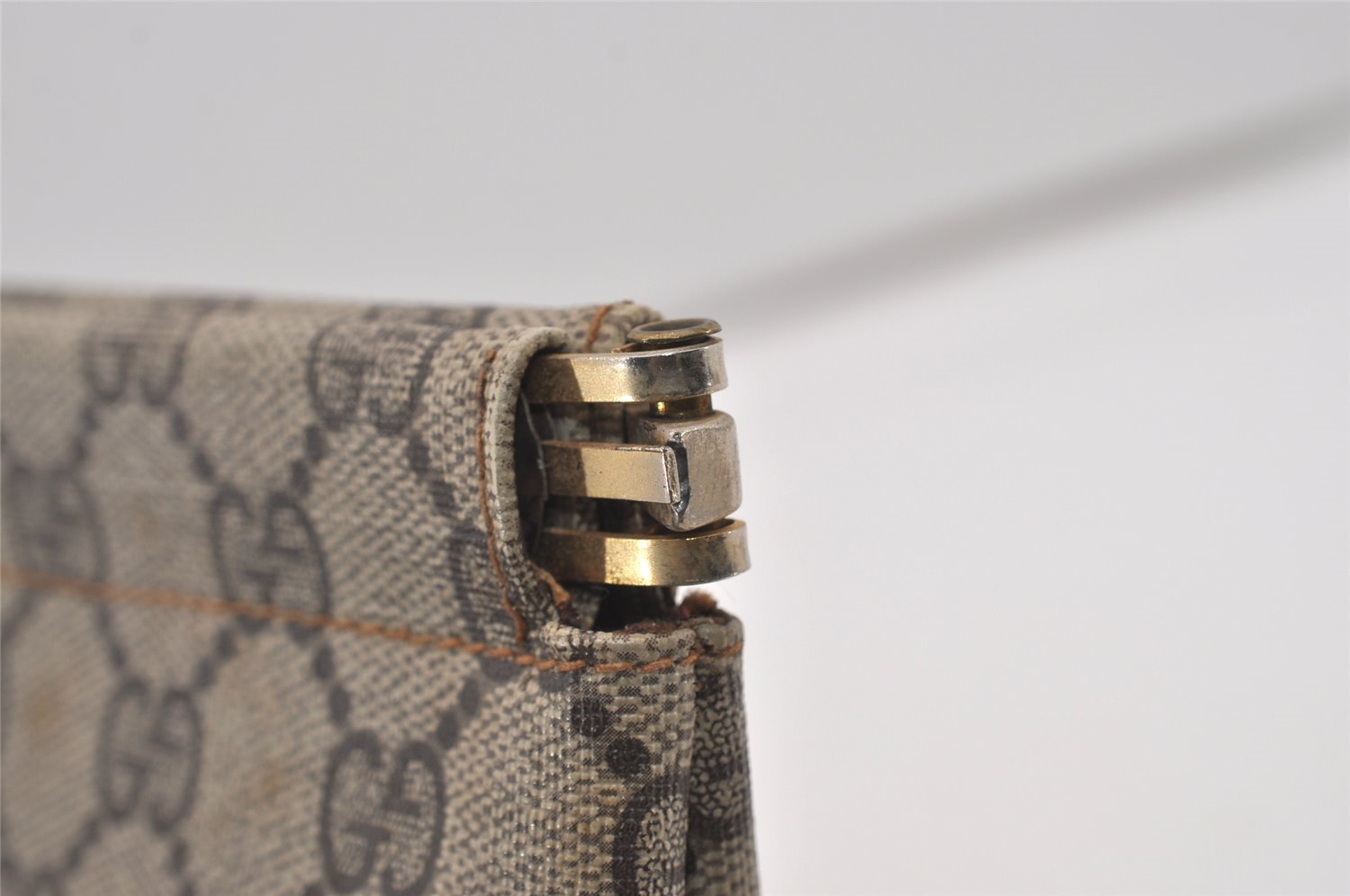 Authentic GUCCI Clutch Hand Bag Purse GG PVC Leather Brown Junk 2456J