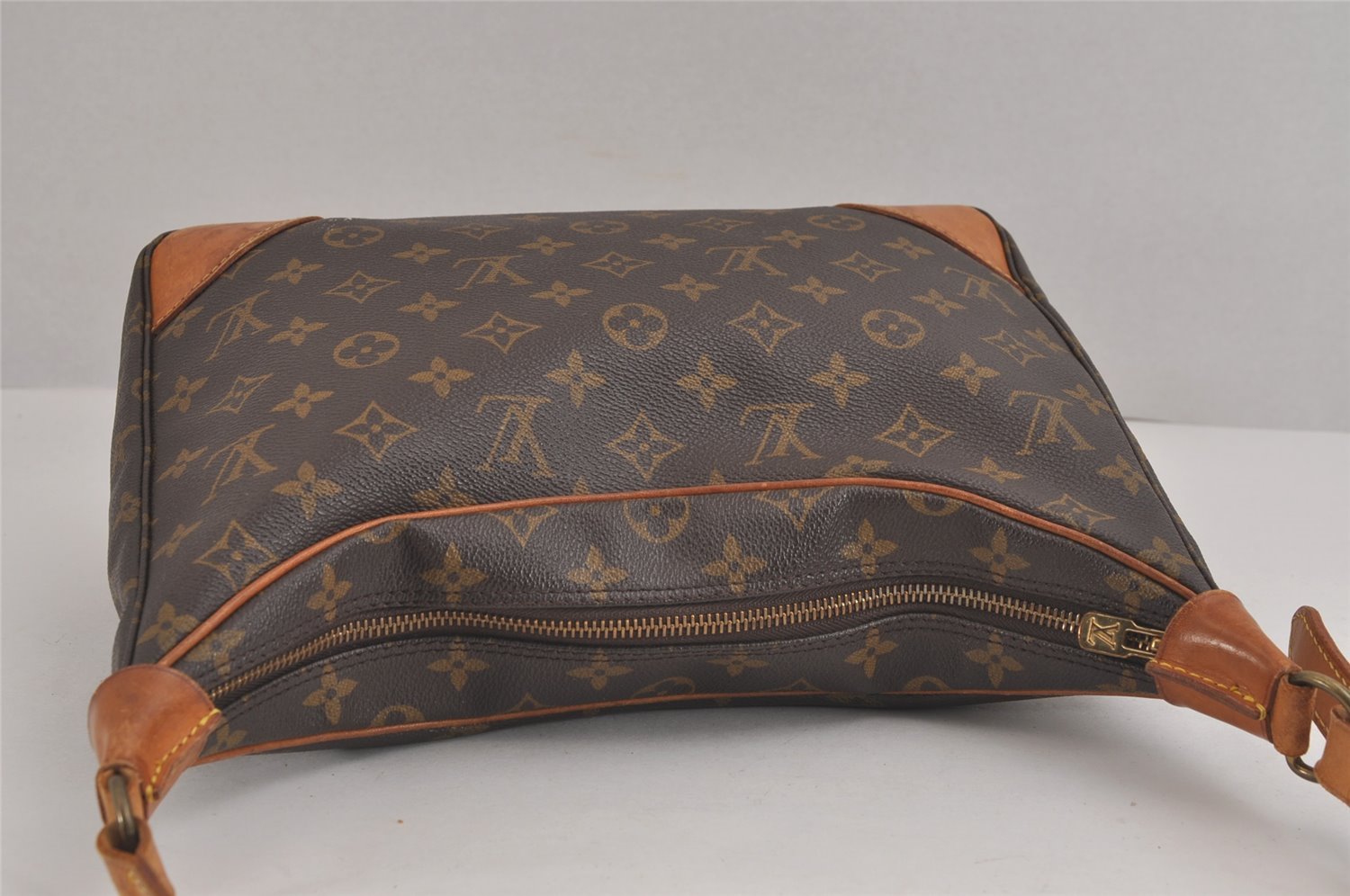 Authentic Louis Vuitton Monogram Boulogne 30 Shoulder Cross Bag M52165 LV 2458J