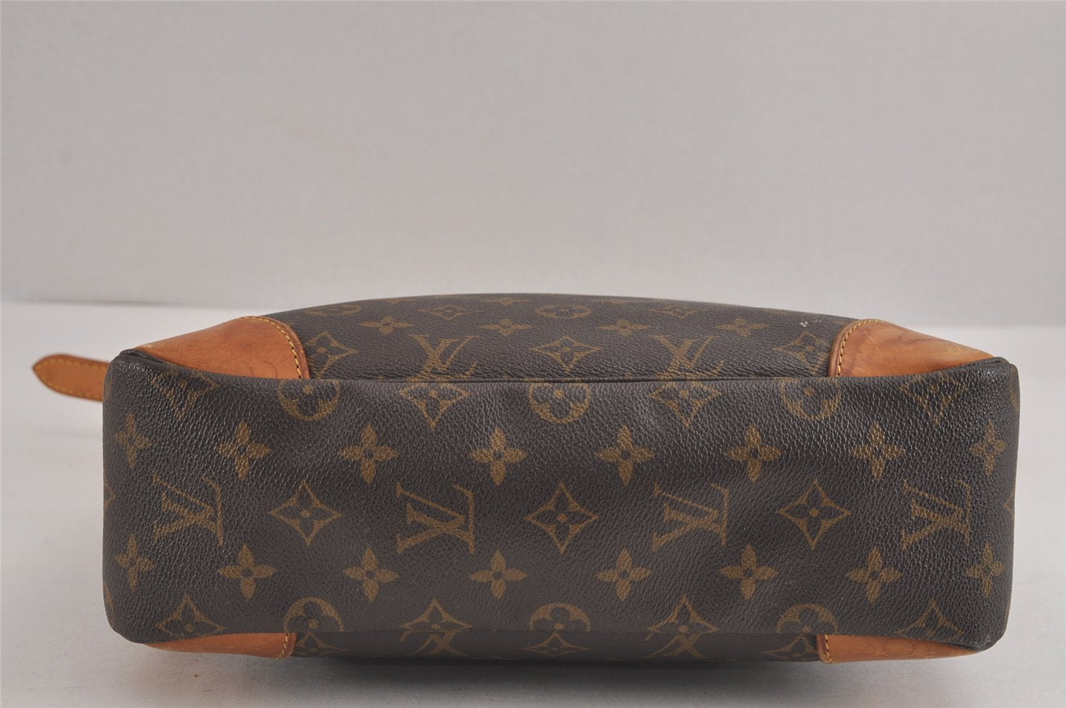 Authentic Louis Vuitton Monogram Boulogne 30 Shoulder Cross Bag M52165 LV 2458J