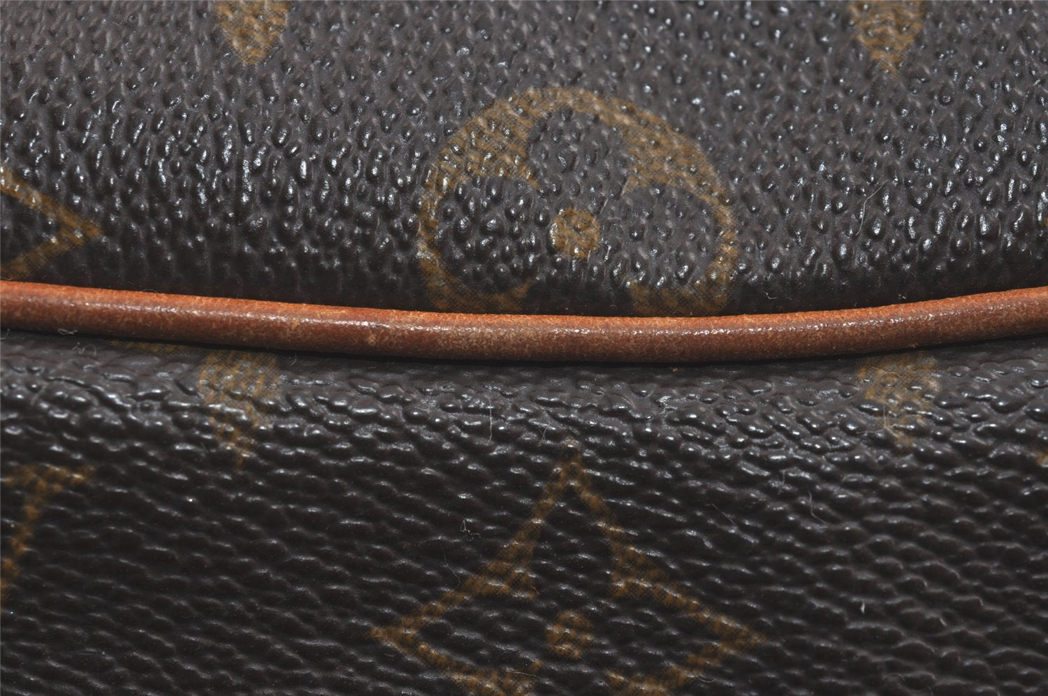 Authentic Louis Vuitton Monogram Boulogne 30 Shoulder Cross Bag M52165 LV 2458J