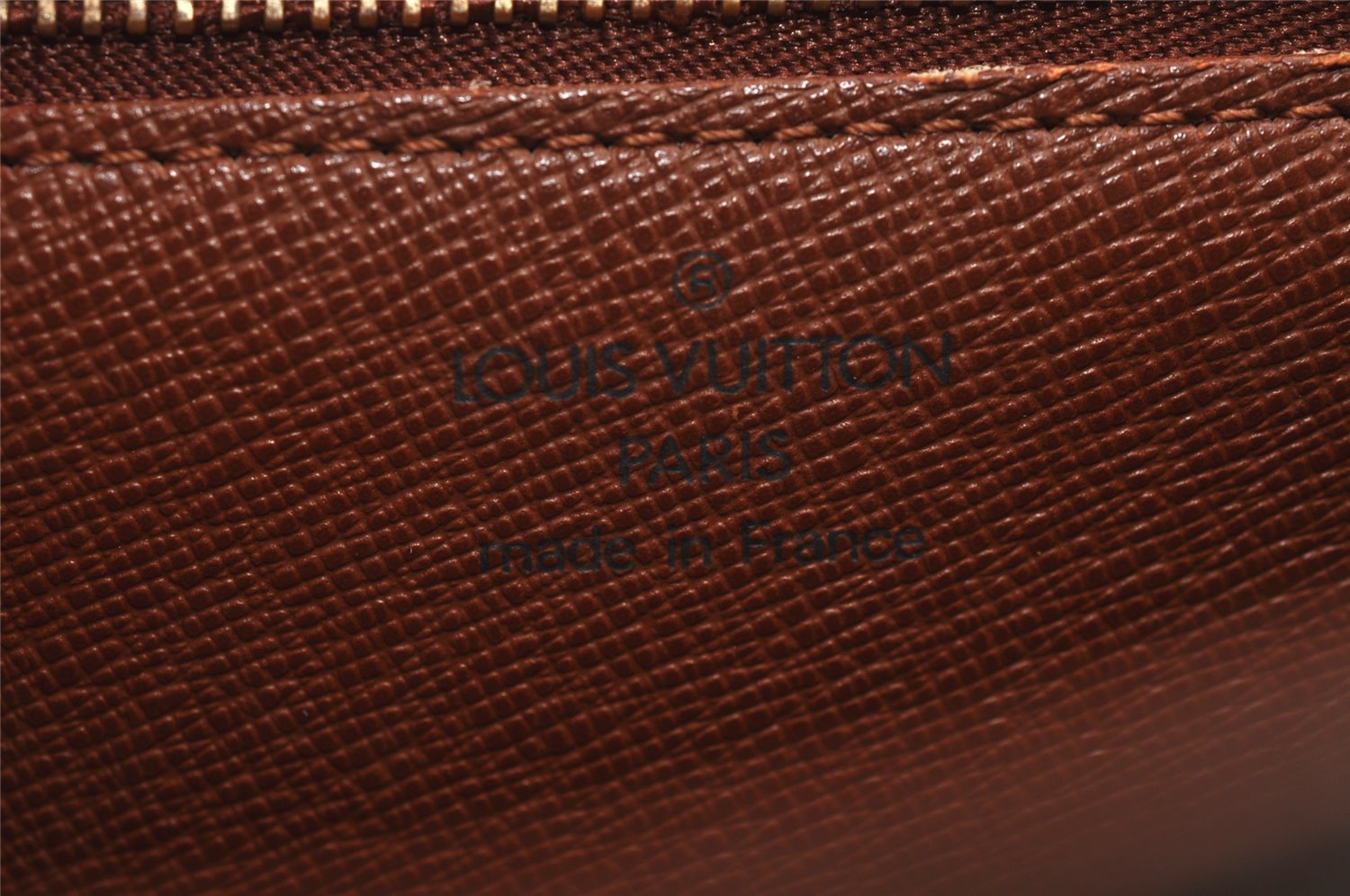 Authentic Louis Vuitton Monogram Saint Cloud GM M51242 Shoulder Cross Bag 2459J