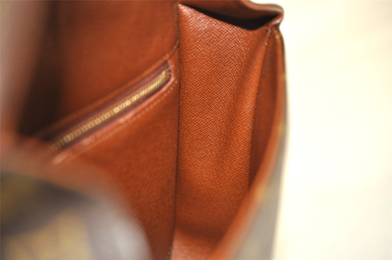 Authentic Louis Vuitton Monogram Saint Cloud GM M51242 Shoulder Cross Bag 2459J