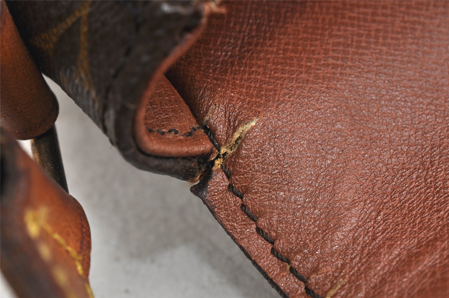 Authentic Louis Vuitton Monogram Chantilly GM Shoulder Cross Bag M51232 LV 2459K