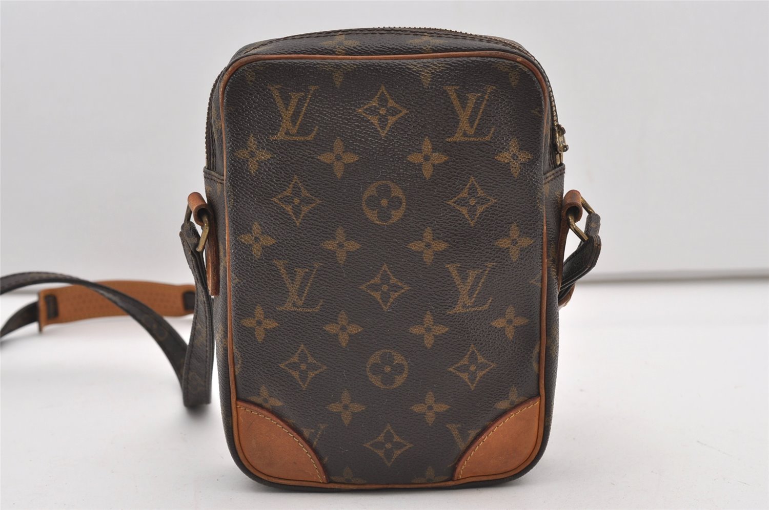 Authentic Louis Vuitton Monogram Danube Shoulder Cross Bag M45266 Junk 2462J