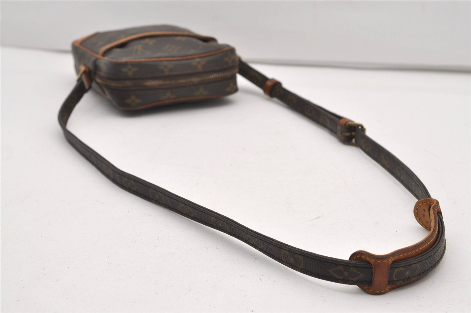 Authentic Louis Vuitton Monogram Danube Shoulder Cross Bag M45266 Junk 2462J