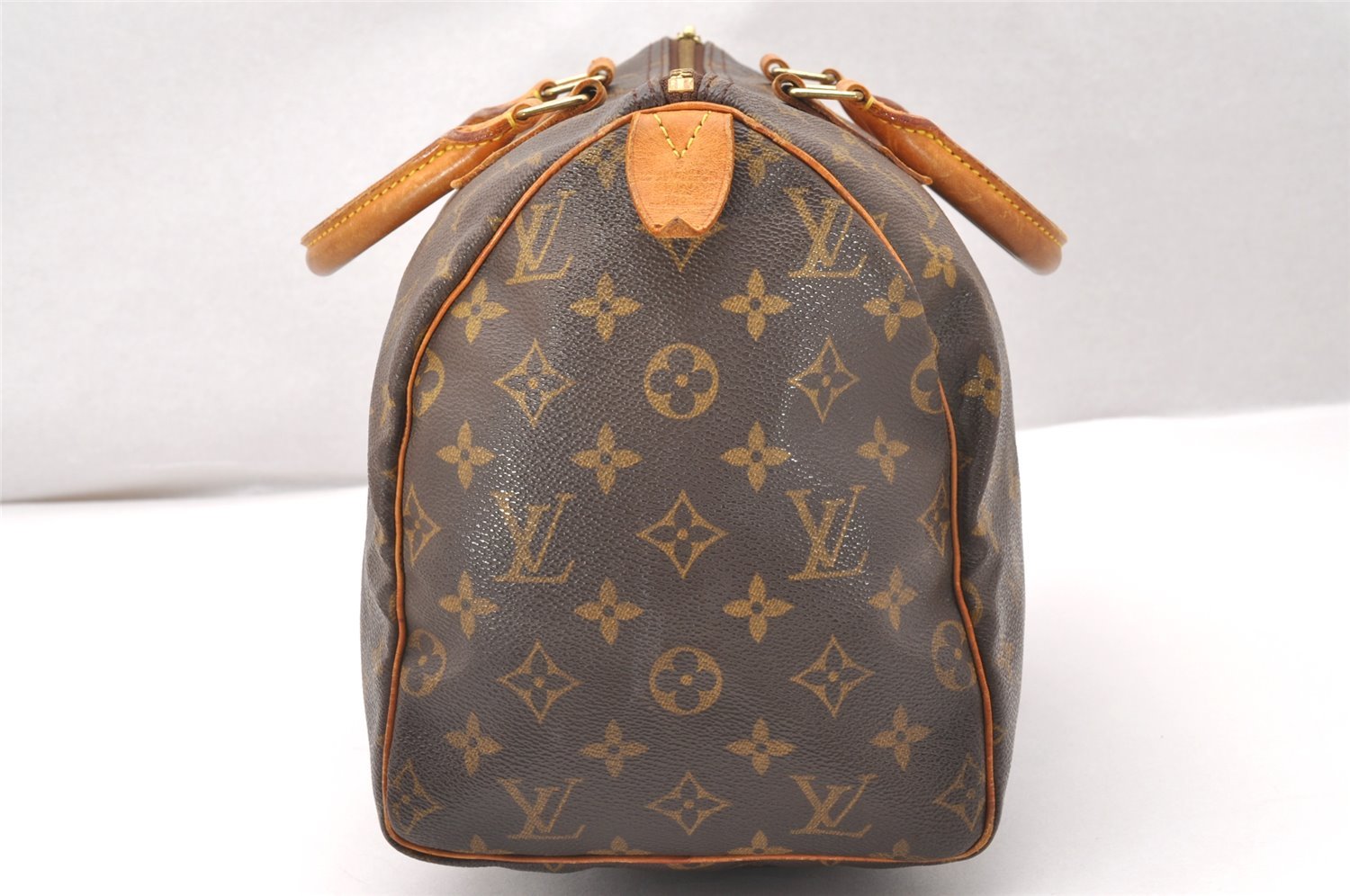 Authentic Louis Vuitton Monogram Speedy 30 Hand Boston Bag M41526 LV 2463J