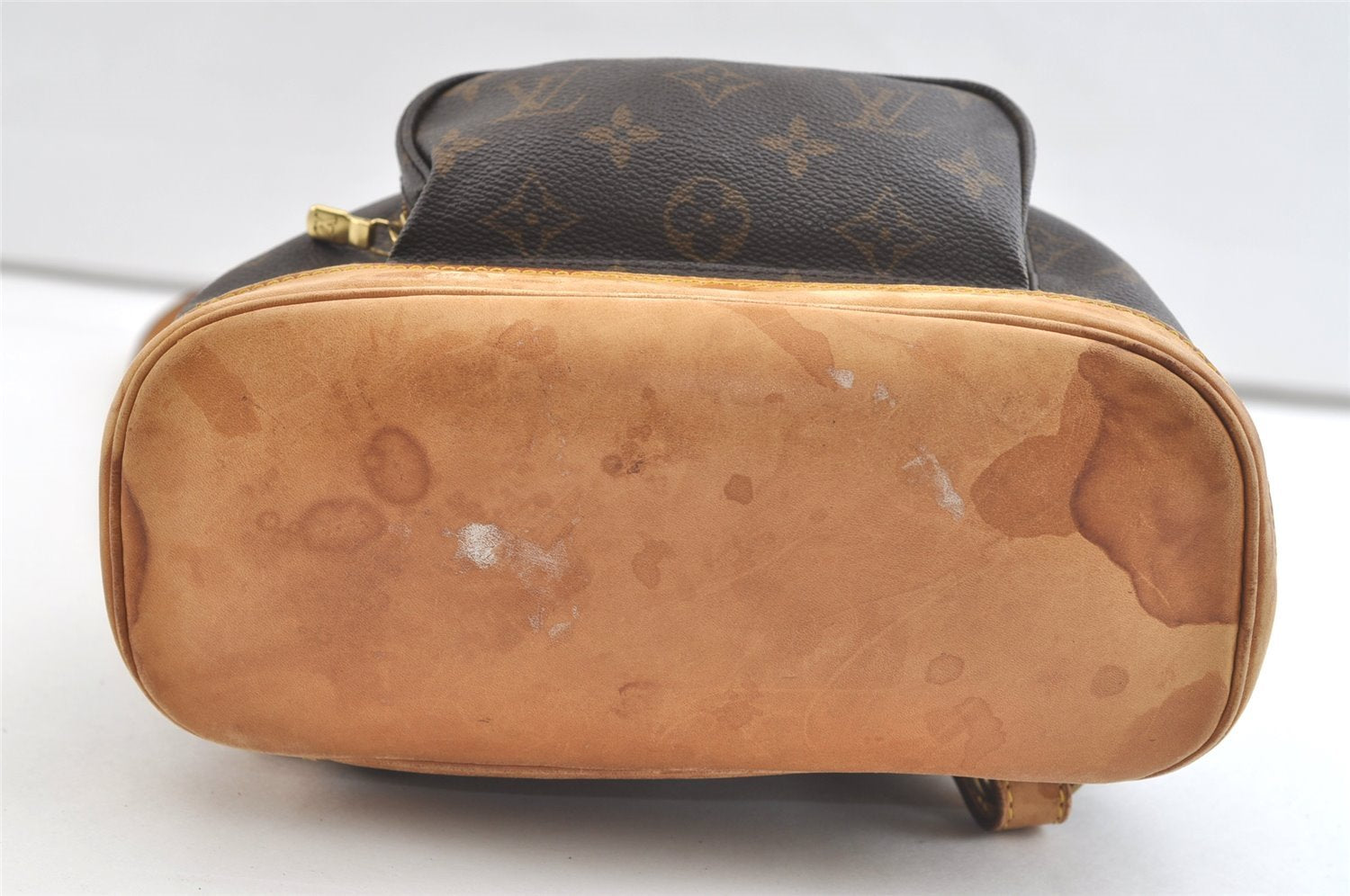 Authentic Louis Vuitton Monogram Montsouris PM Backpack M51137 LV 2464K