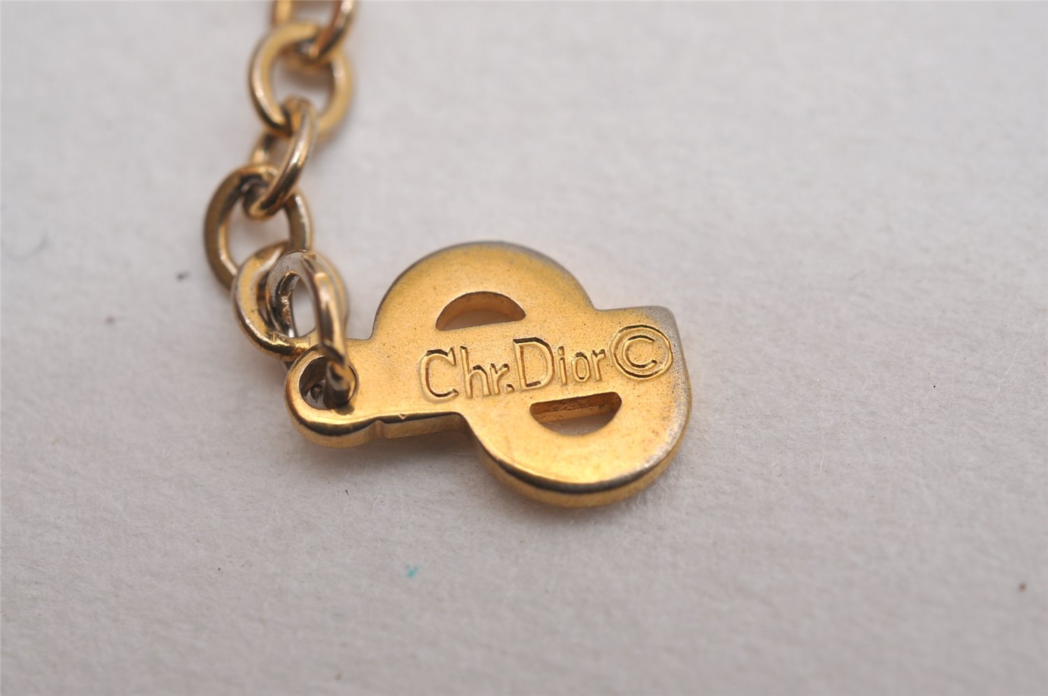 Authentic Christian Dior Gold Tone Chain Pendant Necklace CD 2465I