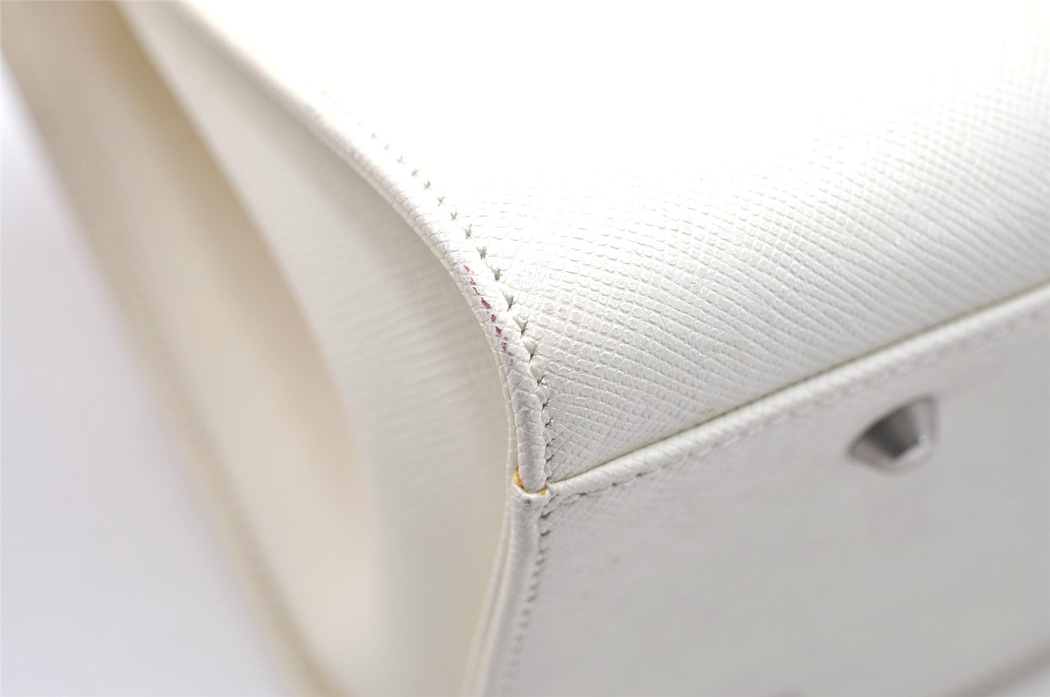 Authentic BURBERRY Vintage Leather Shoulder Hand Bag White 2465K