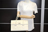 Authentic BURBERRY Vintage Leather Shoulder Hand Bag White 2465K