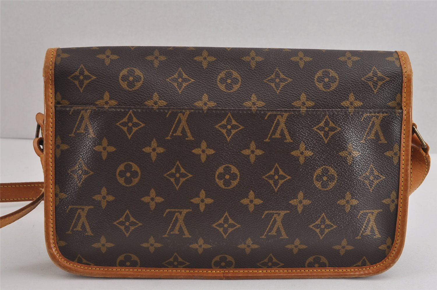 Authentic Louis Vuitton Monogram Gibeciere MM Shoulder Cross Bag M42247 LV 2469J